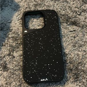 iPhone 15 pro mouse case